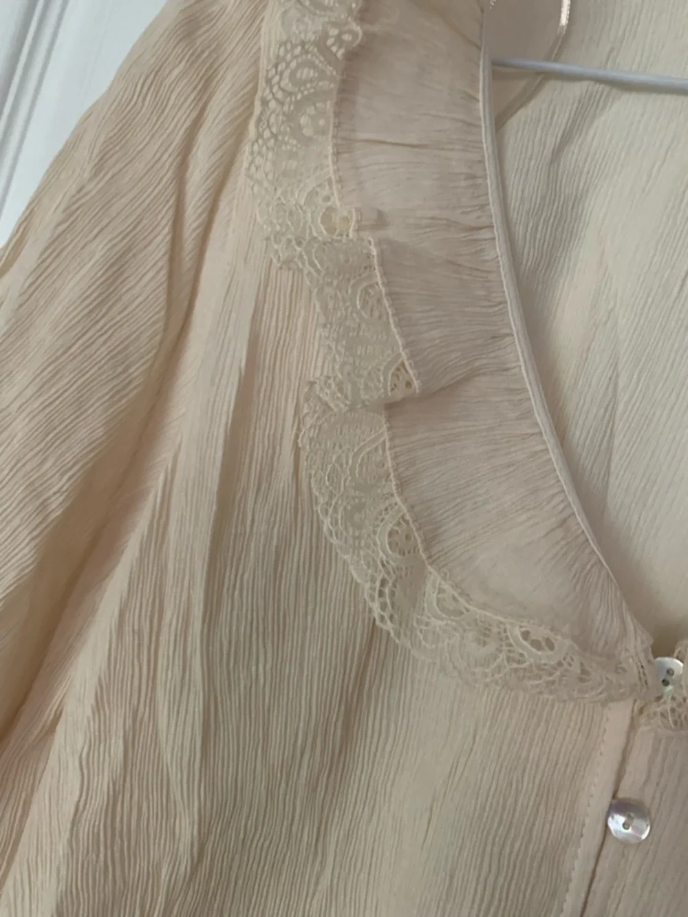 Zara Cream Ruffled Lace-Trim Button Blouse - Picture 3 of 10